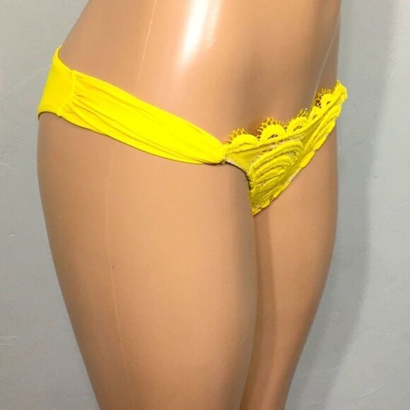 PILYQ gold lace bikini. NO STRAPS. Retails $192. Medium - Picture 9 of 16